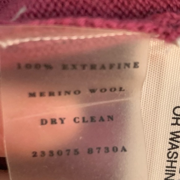 Ann Taylor Fine Merino Wool Cranberry Cardigan EUC - Picture 5 of 8